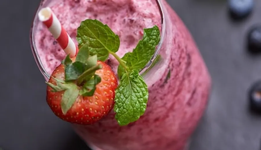 Fresh blueberry smoothie weight loss
